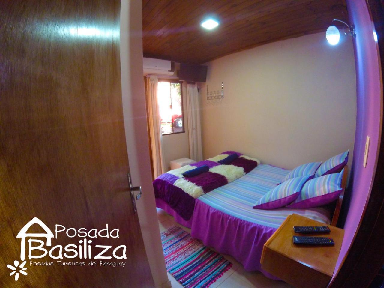 Posada Basiliza, Encarnacion Py Kültér fotó